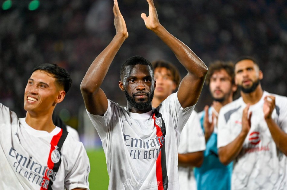 展现了他的 展现了他的